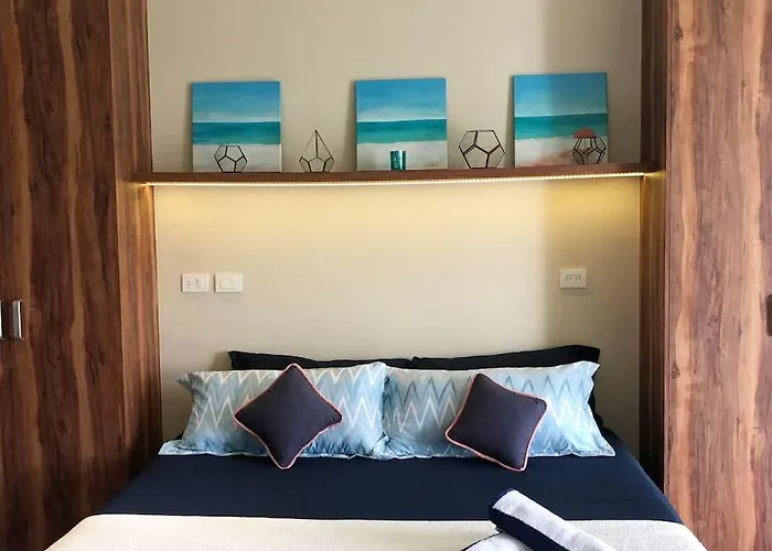 Near Beach+jungle Views. King Bed+220 Megs+2 Bikes