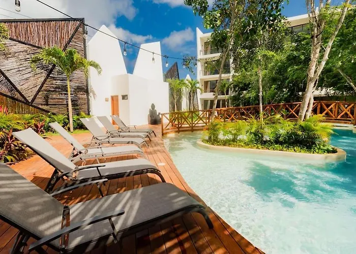 Near Beach+jungle Views. King Bed+220 Megs+2 Bikes *