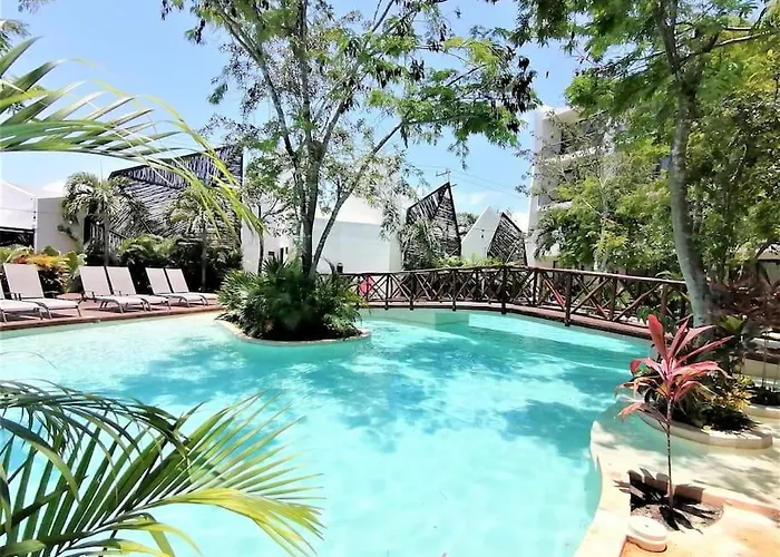 Near Beach+jungle Views. King Bed+220 Megs+2 Bikes *
